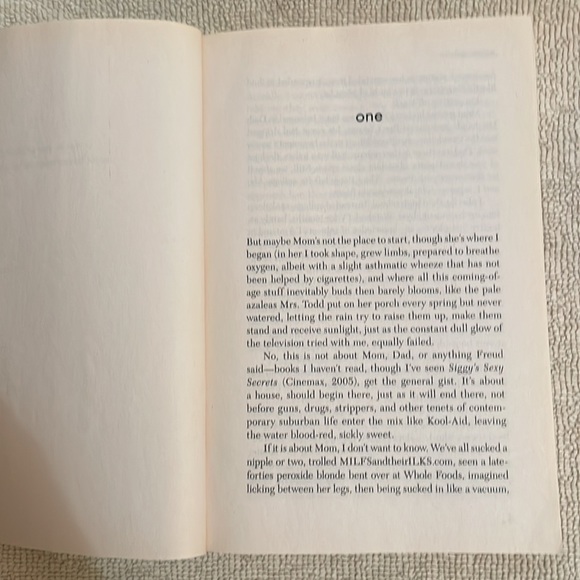 🌈2/$8  Flatscreen - Picture 8 of 12